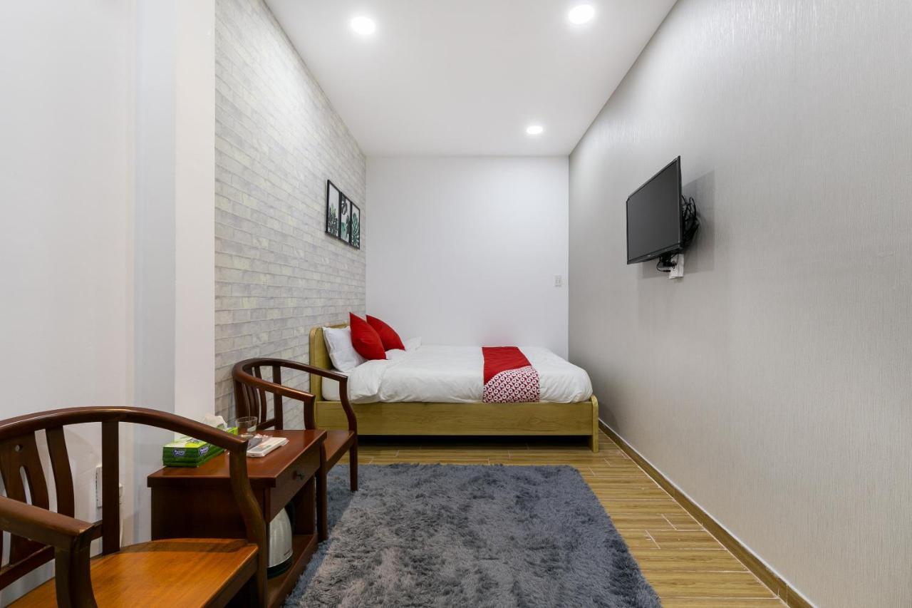 Oyo 414 Saigon Home Bandar Ho Chi Minh Luaran gambar